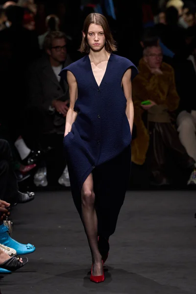 Look 46